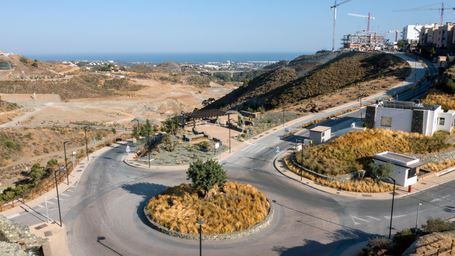 Real de La Quinta - Main roundabout Views Real de La Quinta - Main roundabout Views