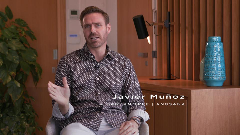 Preview image for the video "Hotel Angsana - Javier Muñoz (Banyan Tree)".