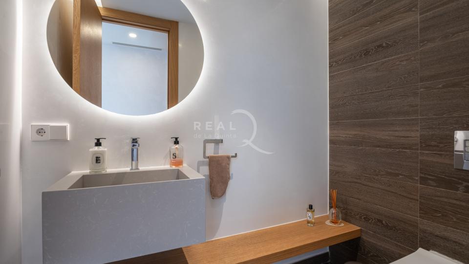 guest toilet