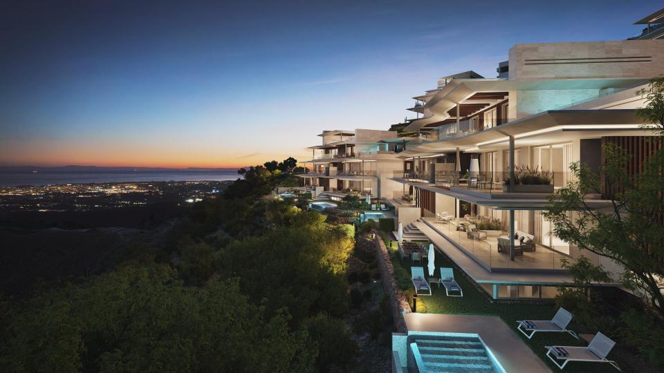 Night view of Real de La Quinta