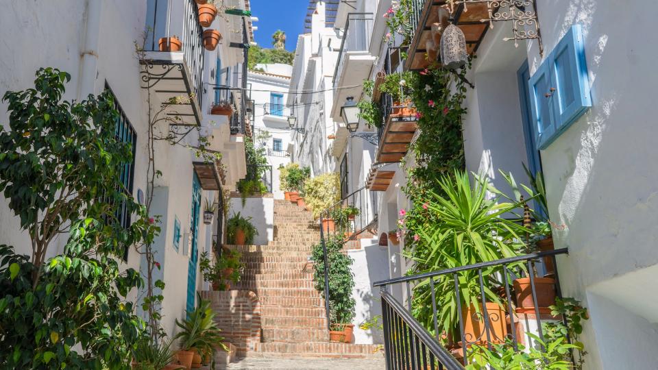 white villages Malaga