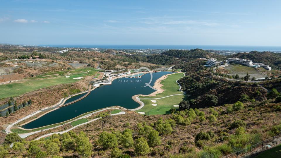 fantastic sea, lake and golf views
